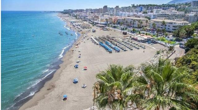 Malibu Beach Торремолинос Экстерьер фото